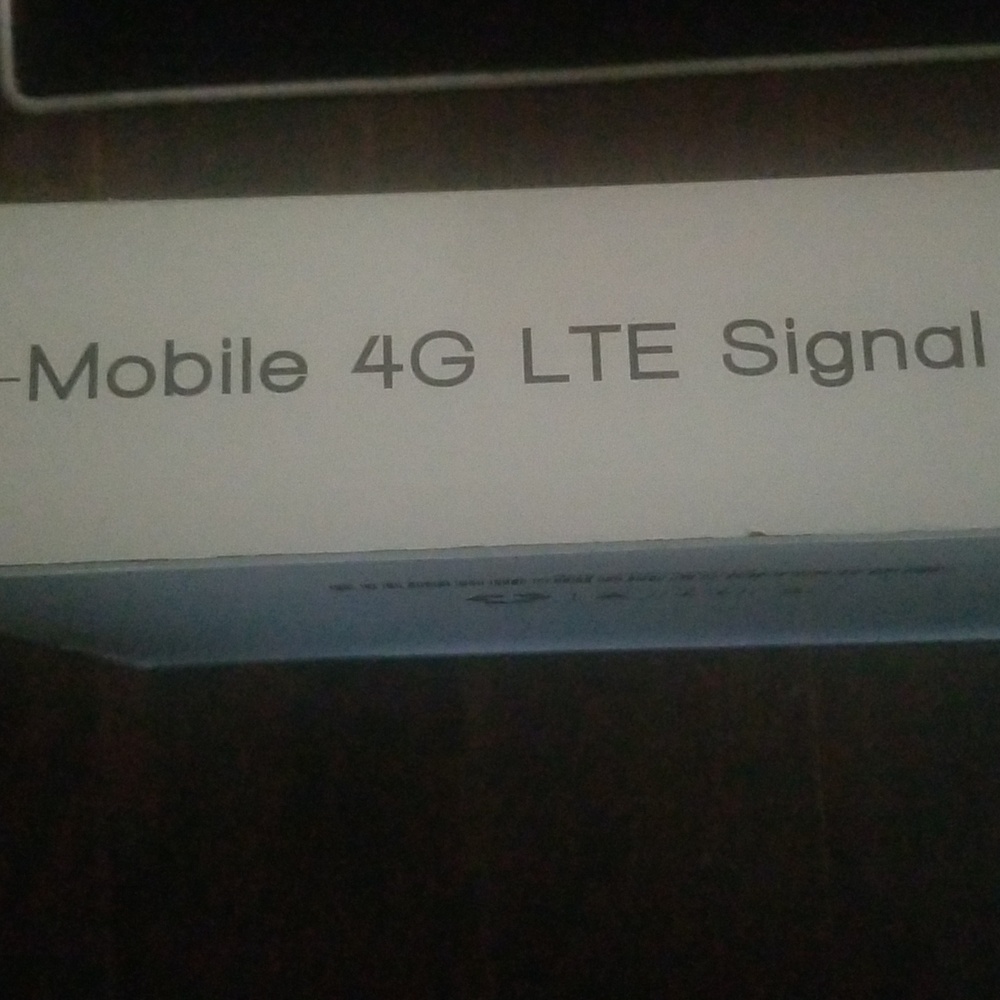 Signal Booster - Picture 2 of 5